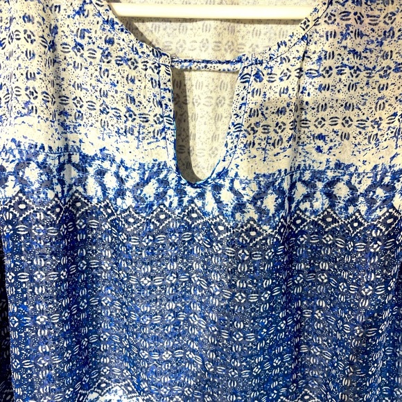 Ana James sleeveless Blouse - Picture 2 of 7